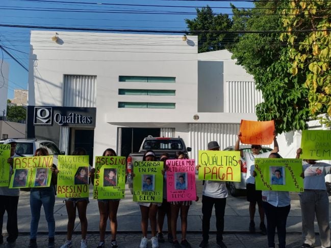 La Jornada Maya Quintana Roo Ana Ram Rez Marchan En Canc N En